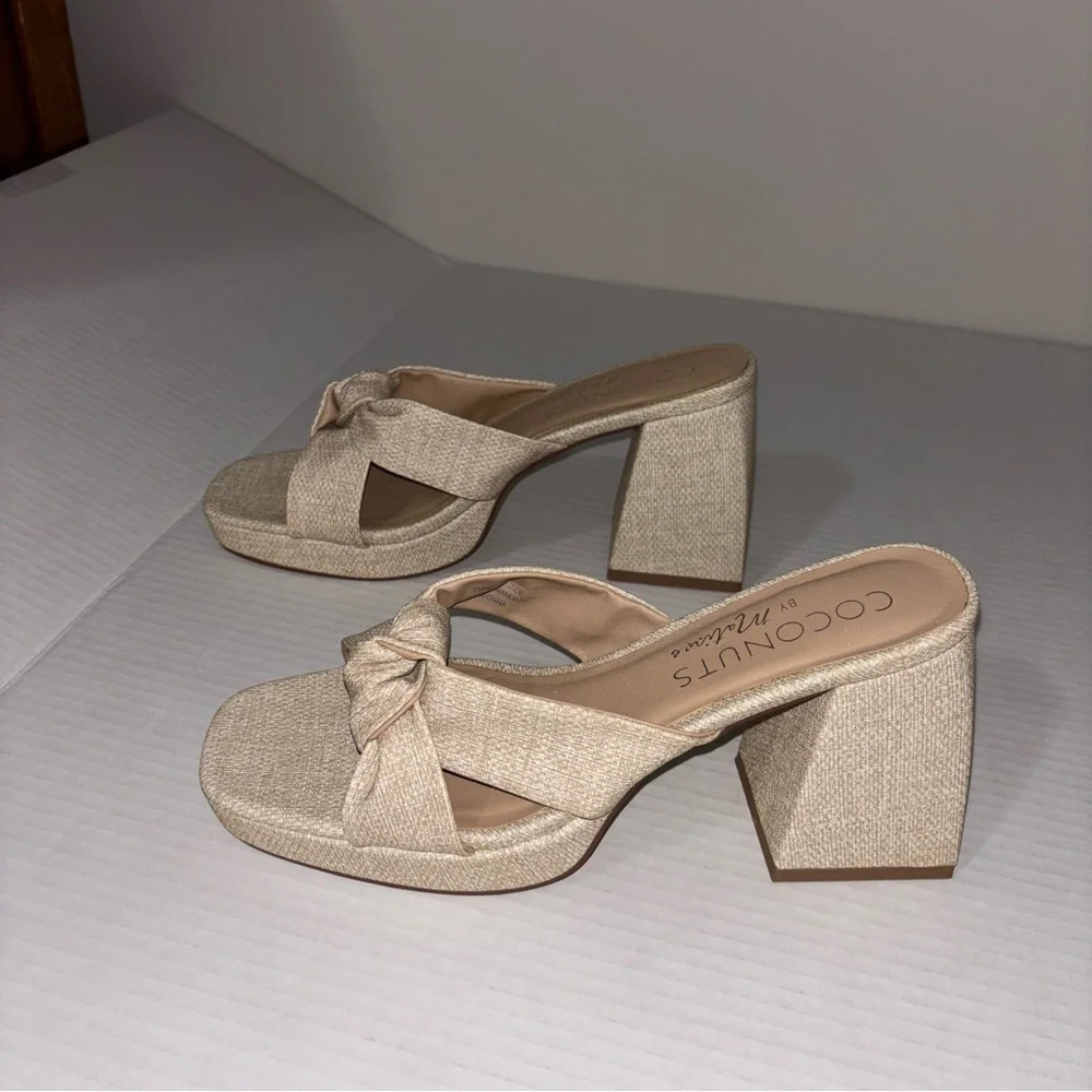 Matisse Coconuts- Esme Knot Slide‎ Sandal - Natural